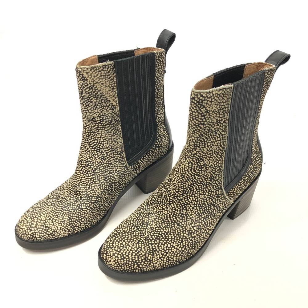 UGG Chelsea Boot Calf Hair High Heeled 7.5 NEW - Picture 2 of 8